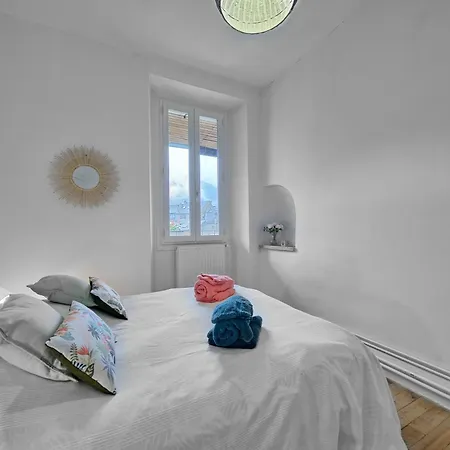 A Luchon アパート