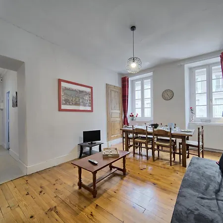 A Luchon アパート Bagnères-de-Luchon